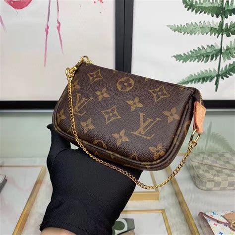 louis vuitton pouch mini|louis vuitton mini pochette bag.